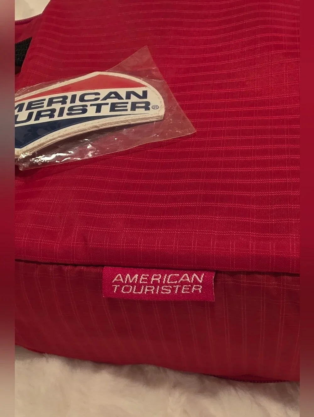 NWT Set of 2 Vintage Hanging American Tourister Toiletry Bags